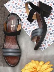 Pelle Albero Sandals for women