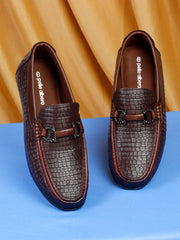 pelle albero Men Textured Leather Lightweight Horsebit Loafers