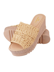 Pelle Albero Beige womens Slippers