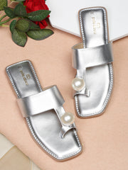 Pelle Albero Silver Ethnic Flats for Women