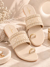 Pelle Albero Women Toe-ring Cream Flat Sandals